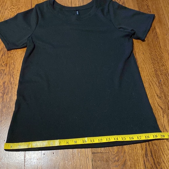 SAVVI Medium Black Crew Neck Thermal SALT T-Shirt - Picture 7 of 11